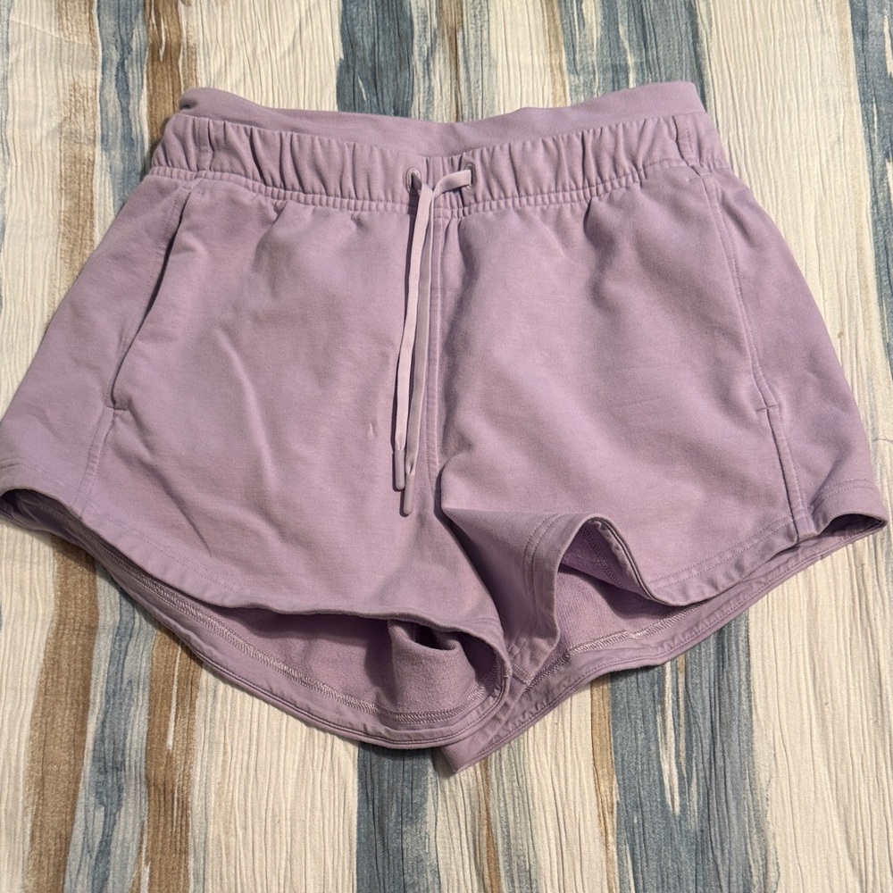 Lululemon Inner Glow High-Rise Short